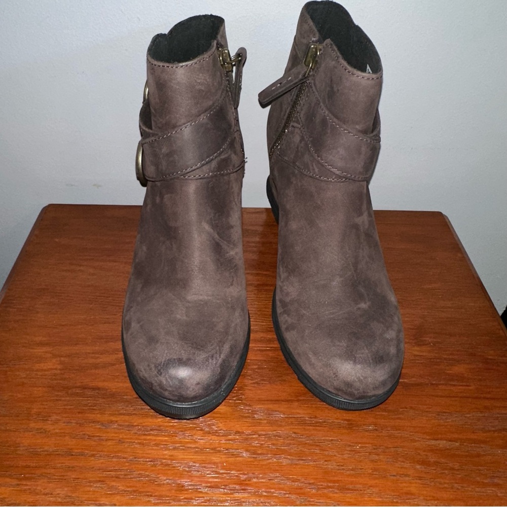 Sorel Joan of Arctic Wedge II Buckle Waterproof Women’s Brown Boot Size 7.5